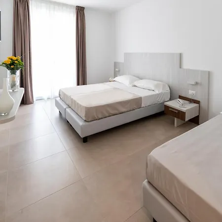 Vasto Aparthotel Hotel 3*