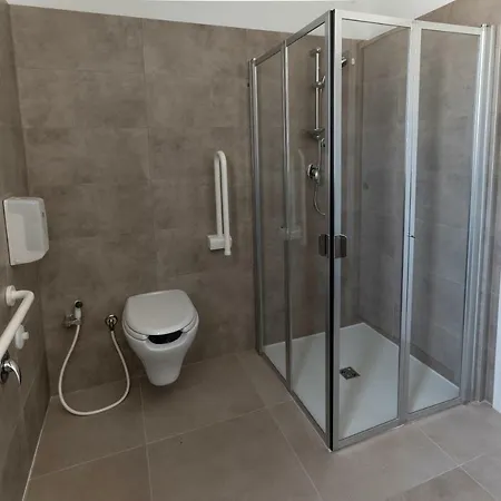 Vasto Aparthotel Otel 3*