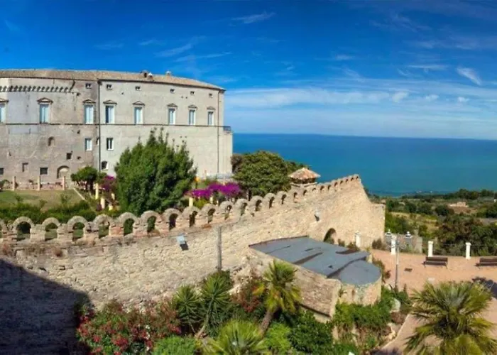 Vasto Aparthotel 3* Vasto